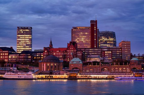 Excursion boats, piers, Free and Hanseatic City of Hamburg, evening light, twilight, Germany