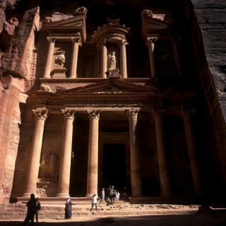 Khazne Faraun, Pharaoh's Treasure House, Nabatean Rock City Petra, Jordan
