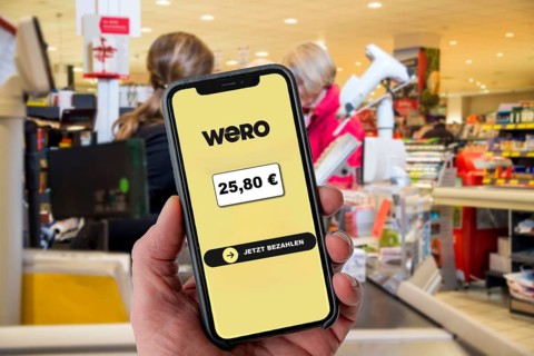 Symbolic image, photo montage, about the European WERO payment service, currently you can only send