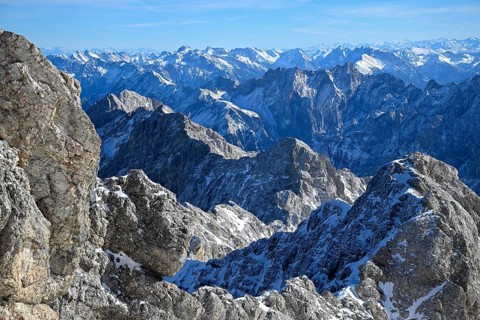 View of the Wetterstein Mountains from the mountain station of the Zugspitz cable car (2962 m),