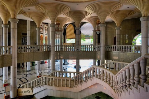 Jame' Asr Hassanil Bolkiah Mosque, Entrance stairs, Bandar Seri Begawan, Brunei