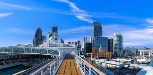 Scenic panoramic views of Auckland skyline and financial downtown city center