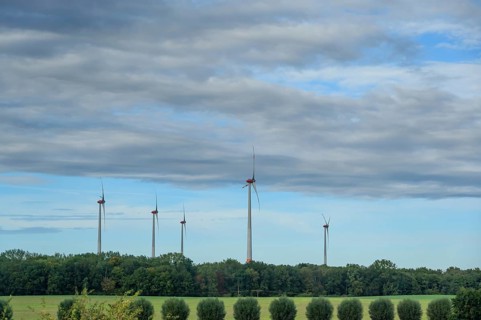 Wind turbines on the B4, Rehna, Mecklenburg-Western Pomerania