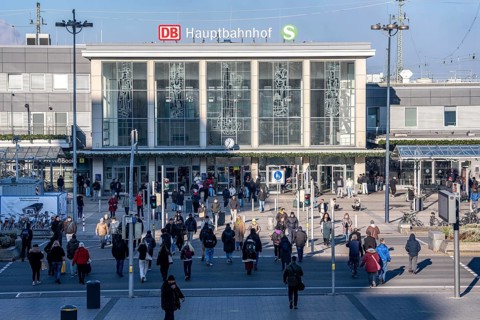 Dortmund Central Station, Station Building, Station Foreground, Pedestrian Crossing at Königswall