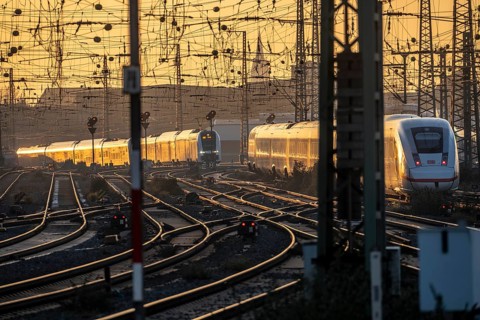 Local transport trains on the tracks, west of Dortmund Central Station, ICE, RRX Zug, North