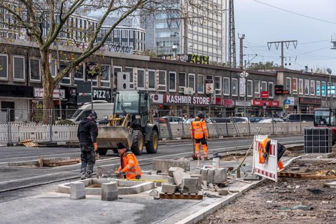 Large construction site in the city center of Essen, HachestraÃŸe am Hauptbahnhof, the construction