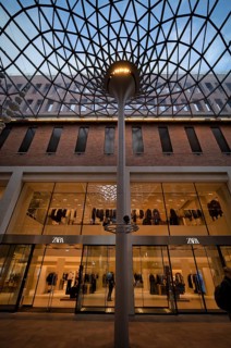 Interior view, luxury label ZARA, logo, retail stores, shopping mall, Westfield,