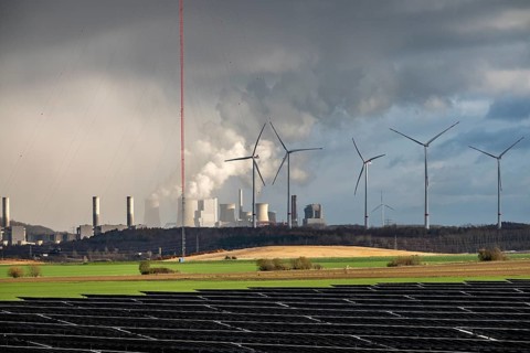 86.5 MW peak open space photovoltaic systems, from RWE, with over 141, 000 solar modules, on a side