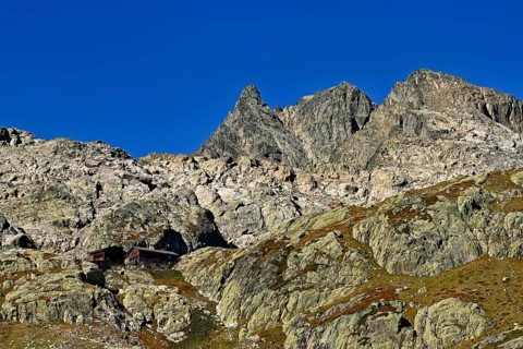 Mountain Hut, Refuge du Lac Blanc, Chamonix-Mont-Blanc, Haute-Savoie, France