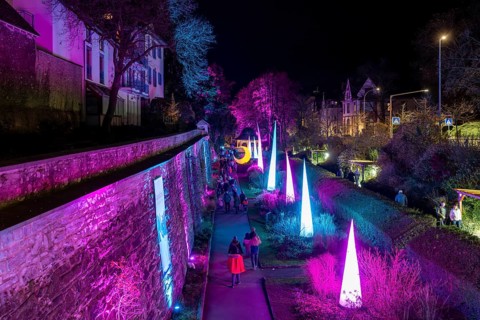 Light art, light installation, illuminated sculptures in the city garden of the city of Radolfzell