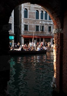 BÃ caria Al Timon, small pub, here you drink wine or spritz and eat the cicchetti Veneziani, tapas,