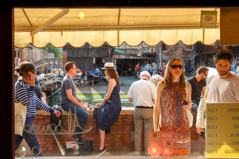 BÃ caria Al Squero, a small bar where you drink wine or spritz and eat the cicchetti Veneziani,