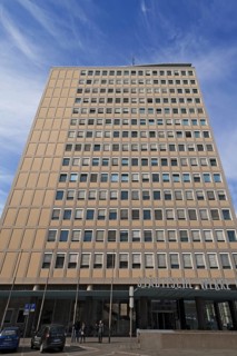 Facade of the heritage-protected PlÃ¤rrer skyscraper from the 1950s, today EWAG skyscraper,