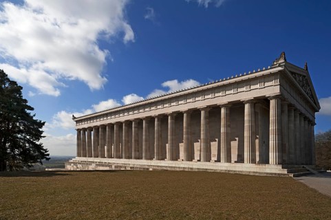 Valhalla Memorial was built as a Greek temple in the style of a Doric Peripteros, since 1842,