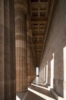 Outer colonnade of the Valhalla Memorial, built as a Greek temple in the style of a Doric