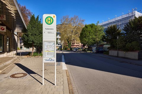 Bus stop Kaiserplatz, building, pavement, paving slabs, blue sky, cloudless, street, Bahnhofstraße,