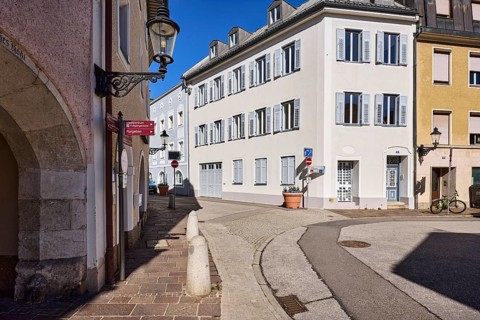 Historic buildings, houses, streets, facade, window, lantern, blue sky, cloudless, crossing