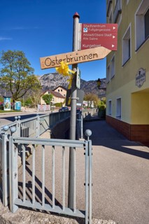 Signpost to the city centre, pedestrian zone, old town, old salt works, spa area and Easter