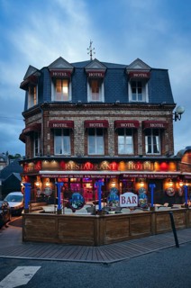 Hotel Restaurant de la tavern des Deux Augustins, blue hour, evening, dusk, Étretat, Normandy,