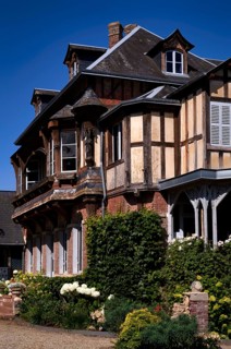 Maison Maurice Leblanc, museum in the garden and home of the writer known for Arsène Lupin,