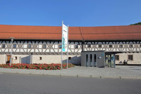 Entrance to the arms museum built in 1668, half-timbered house, museum, entrance, banner, Suhl,