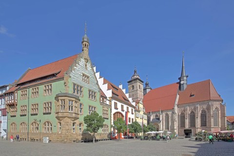 Town Hall and late Gothic St. George's Church, pedestrians, houses, St. George's Church, Old Market