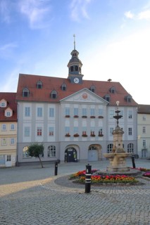 Baroque town hall built in 1711 and market fountain, market square, Themar, cobblestone, Thuringia,