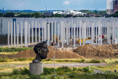 Construction of a new logistics hall on the Mercatroinsel, Hall 2, next to an existing hall, approx