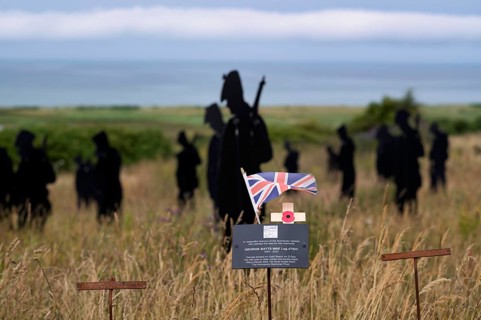 Installation, George Batts MBE, Standing with Giants, honours the sacrifices of fallen British