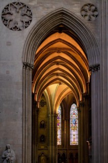 Interior view, arcades, Cathédrale Notre-Dame de Bayeux, Bayeux, Calvados, France