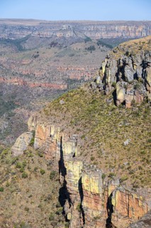 Cliffs at the gorge of the Blyde River, Lowveld Viewpoint, in the evening light, canyon landscape,