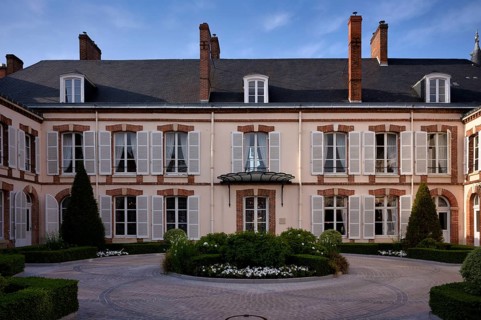 Head office, Headquarters, Hotel, Champagne brand Champagne Perrier-Jouët, Logo, Avenue de