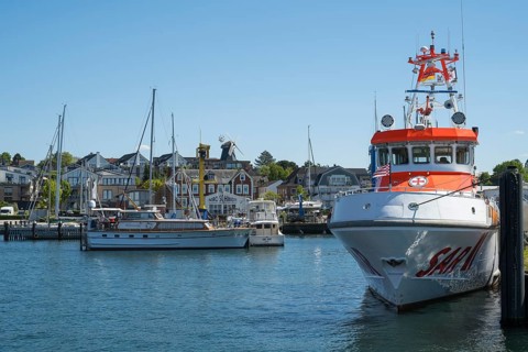 View of the town with harbour and rescue ship, Laboe, Baltic Sea resort, fjord, Baltic Sea, North
