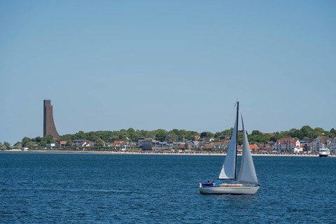 Naval memorial, beach, ship, Laboe, Baltic seaside resort, fjord, Baltic Sea, North Frisia,