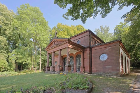 Carolinensaal built in 1763, building with columns and cross, Alter cemetery, Pirmasens,