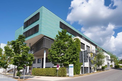 Die HNO Klinik, Universitätsklinik für Hals-, Nasen- und Ohrenheilkunde, moderne Architektur,