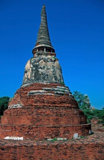 Chedi, Wat Mahatat, Ayutthaya, Thailand, December 2002, vintage, retro, old, historic