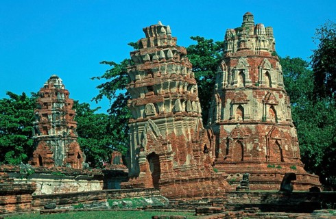 Chedis, Wat Mahatat, Ayutthaya, Thailand, December 2002, vintage, retro, old, historic