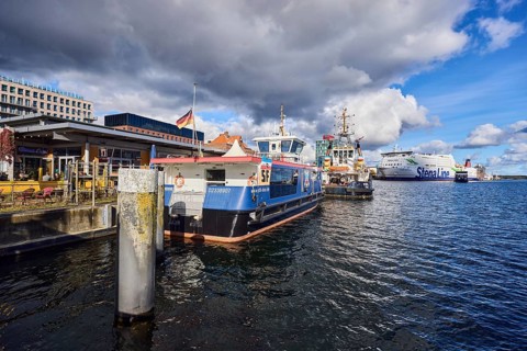 Kiel Fjord, harbor, wharf, passenger ship, tugboat, ferry ship, ships, general architecture, water