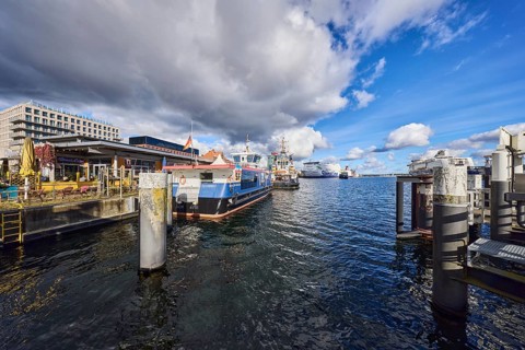 Kiel Fjord, harbor, duckdalben, quay, passenger ship, tugboat, ferry ship, ships, general