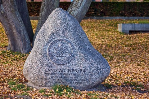 Memorial stone, Parliament 1983 - 84, Umweltschutzverein Wahlstedt, German Forest Youth, Timber