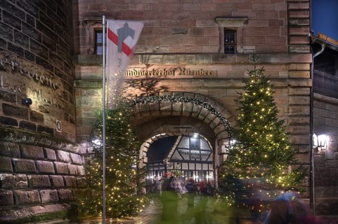 Decorated entrance to the Handwerkerhof during Advent, Königstor, Nuremberg, Middle Franconia,