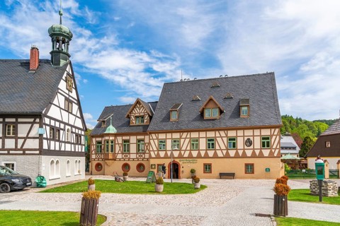Half-timbered house historische Hüttenschänke and Richters' House, now hotel, Museum Saigerhütte