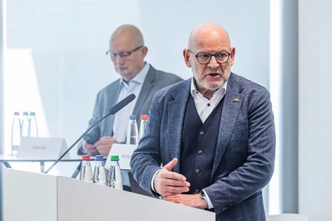 Winfried Hermann (MdL, Greens, Transport Minister BW) . Left: Olaf Drescher, Chairman of the
