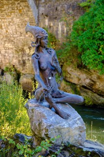 Murna bronze sculpture on the Murpromenade, Wassernixe, Murau, Mur river, Styria, Austria