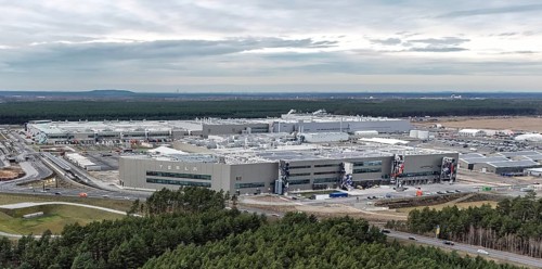 Tesla Gigafactory, Grünheide, 19.12.2025, Grünheide, Brandenburg, Germany