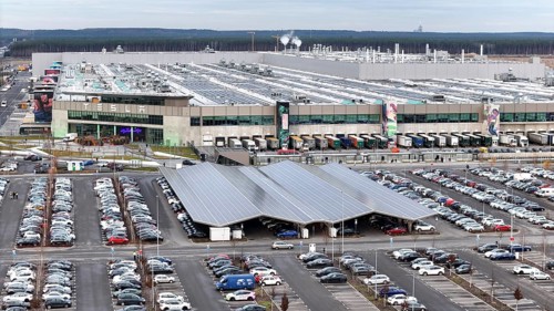 Tesla Gigafactory Grünheide, 19.12.2025, Grünheide, Brandenburg, Germany