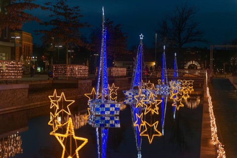Christmas decoration in Kiel am Holstenfleet, Kleiner Kiel Canal, city center, Christmas, lighting,
