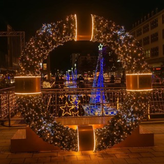 Christmas decoration in Kiel am Holstenfleet, Kleiner Kiel Canal, city center, Christmas, lighting,