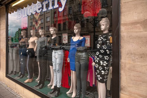 Shop window vintage fashion dolls from the 1950s, Fürth, Middle Franconia, Bavaria, Germany